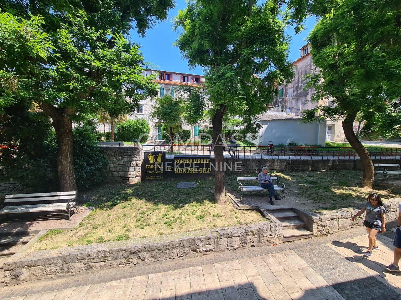 Kamena kuća u centru Splita Radunice, 199.40 m2 (prodaja)