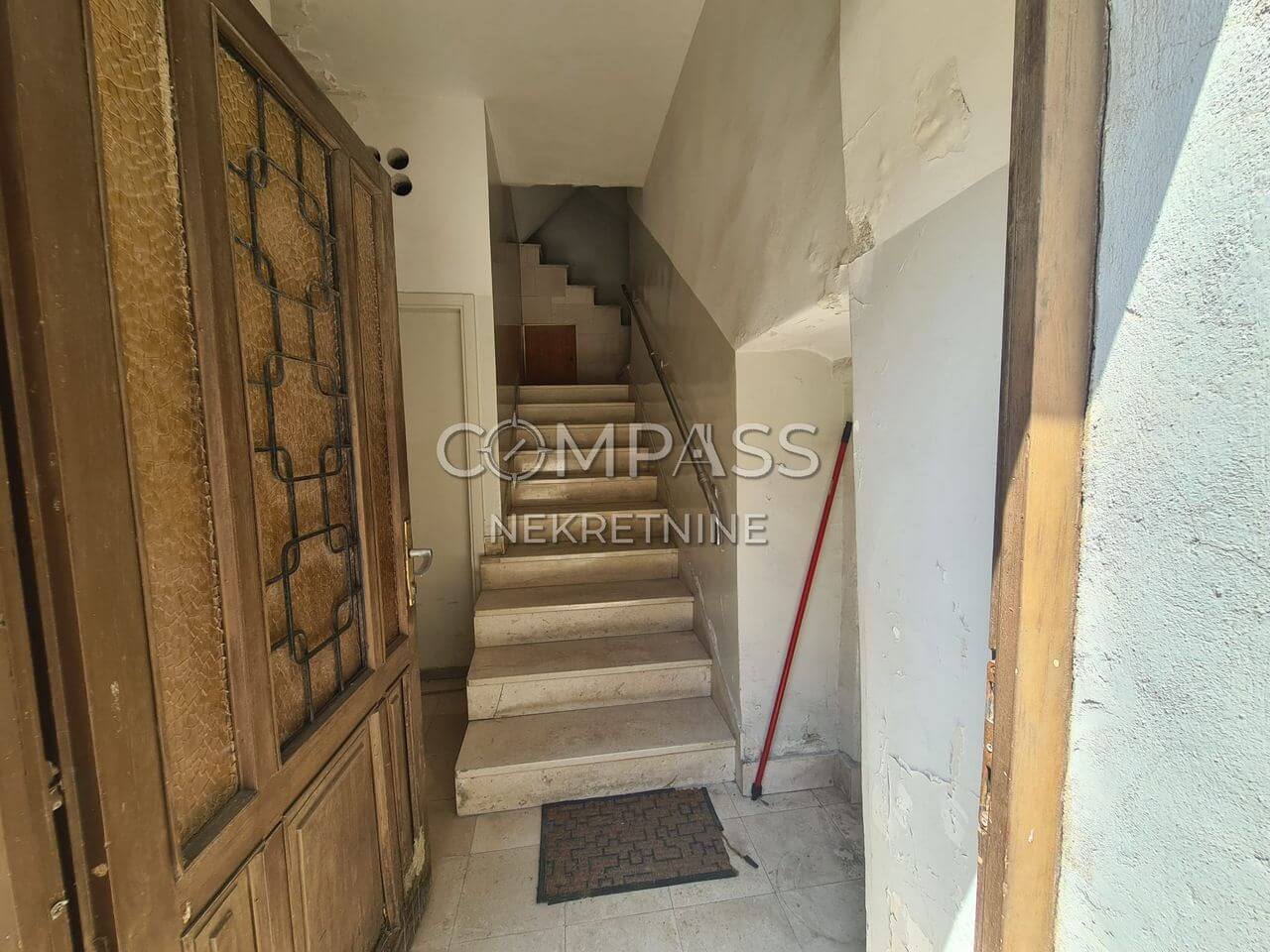 Kamena kuća u centru Splita Radunice, 199.40 m2 (prodaja)