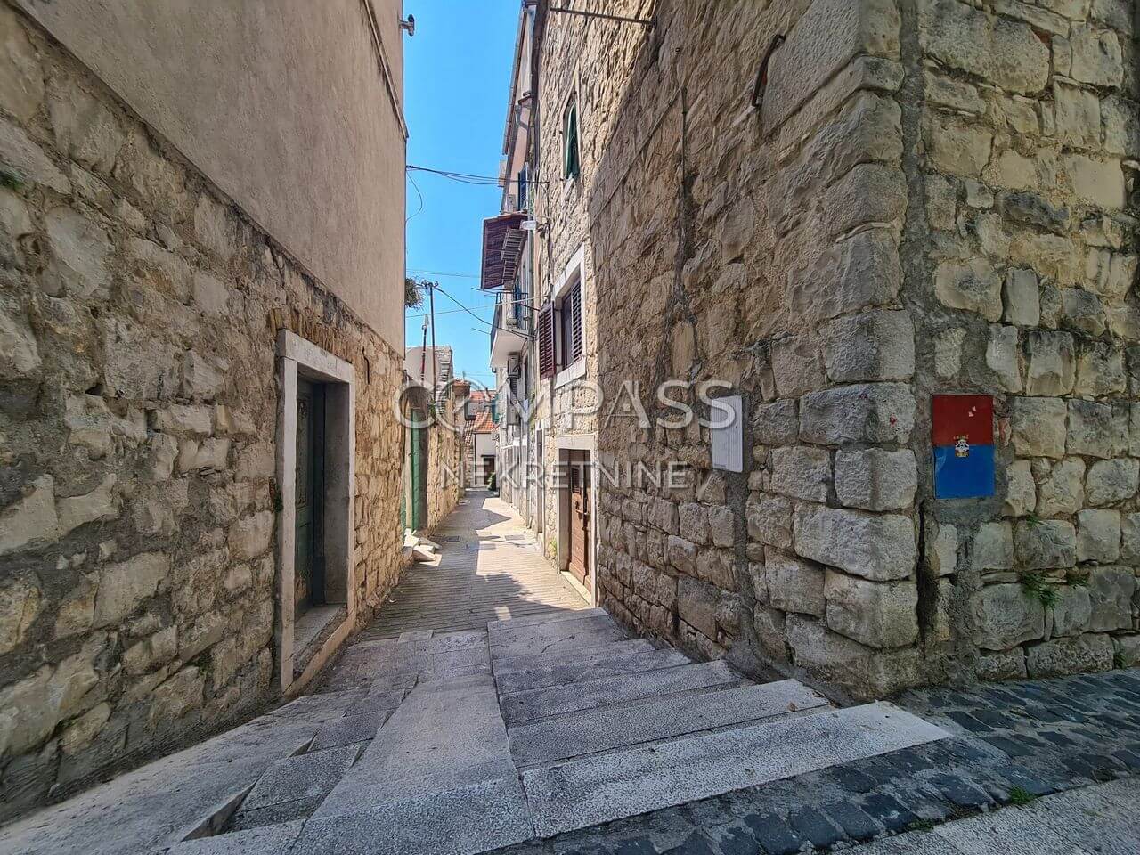 Kamena kuća u centru Splita Radunice, 199.40 m2 (prodaja)