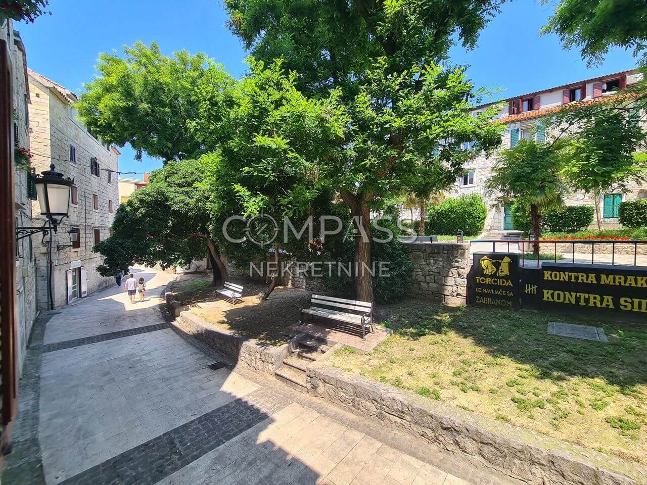 Kamena kuća u centru Splita Radunice, 199.40 m2 (prodaja)