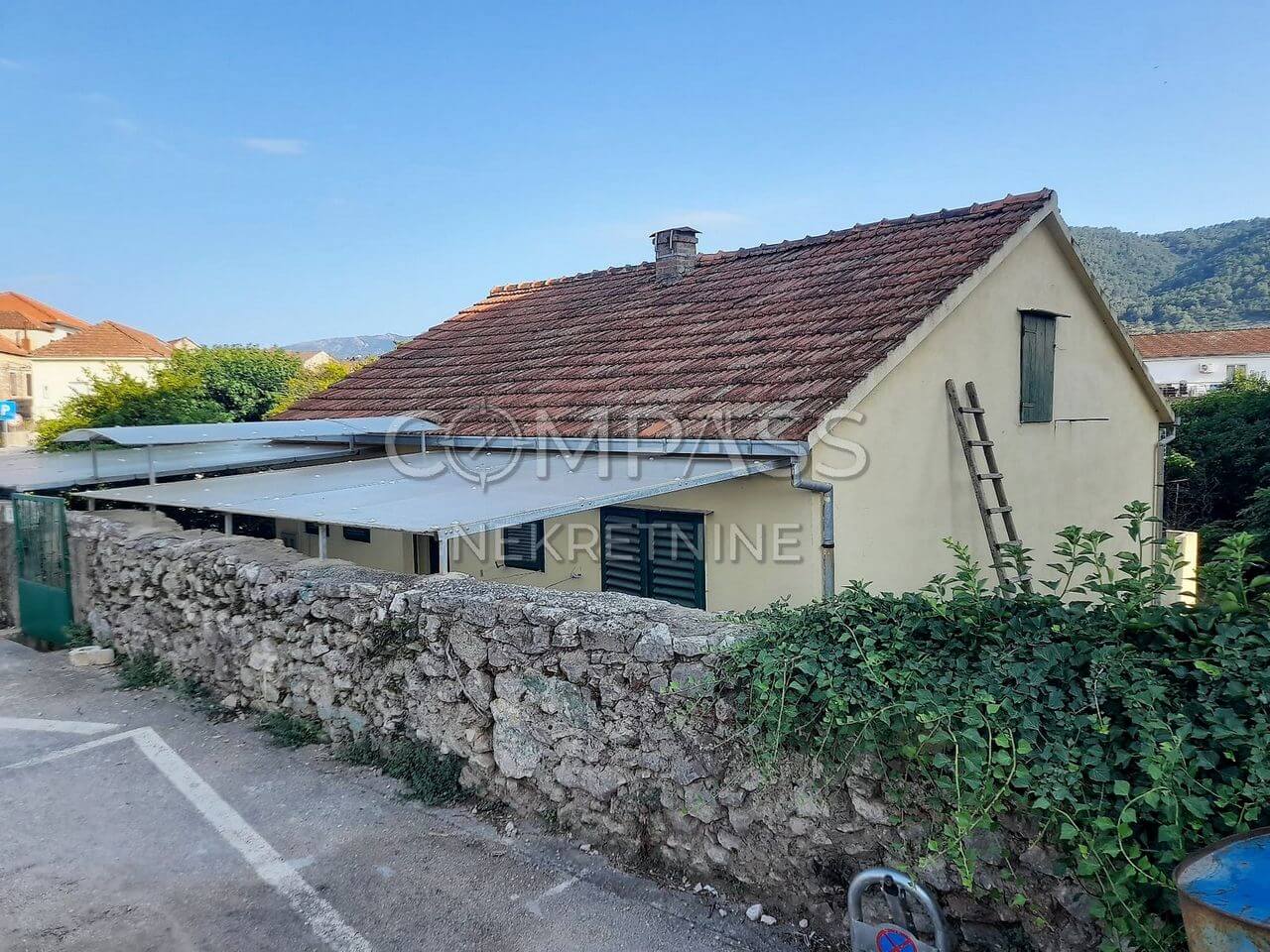 Kuća u centru, Stari Grad, otok Hvar (prodaja)
