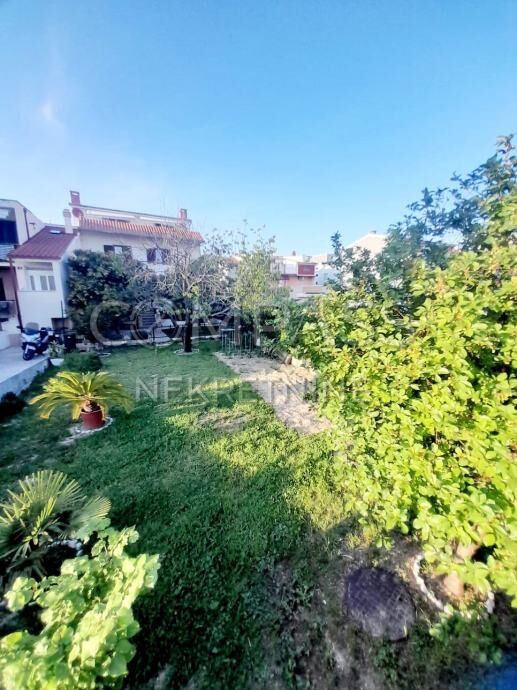 Prekrasna kuća, Dragovode, Split, 394.00 m2 (prodaja)